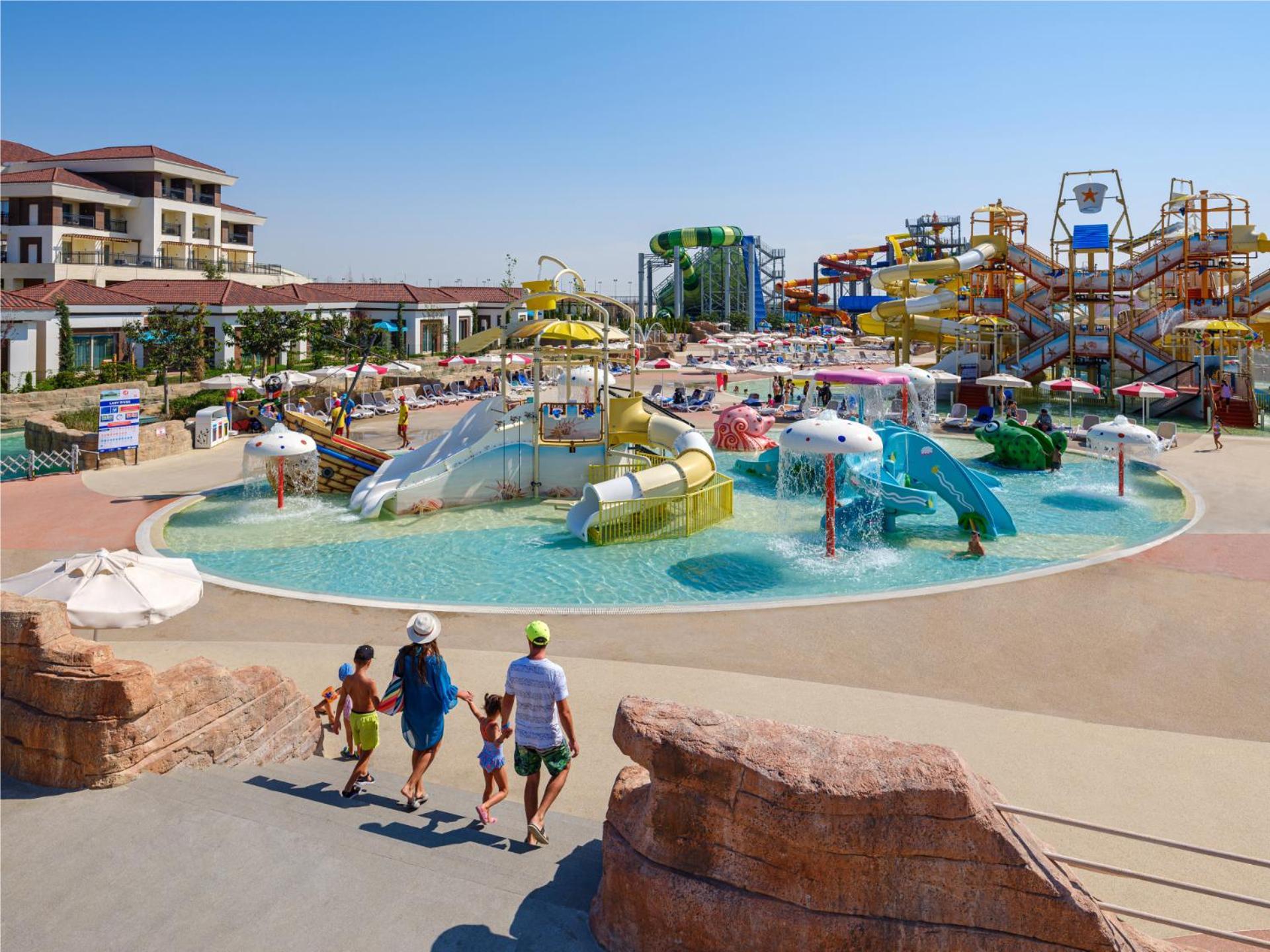 Rixos Water World Aktau - Theme Park Free Access Hotell Eksteriør bilde